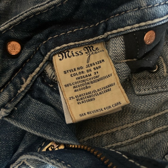 Miss Me Signature Boot Jeans - Picture 5 of 6